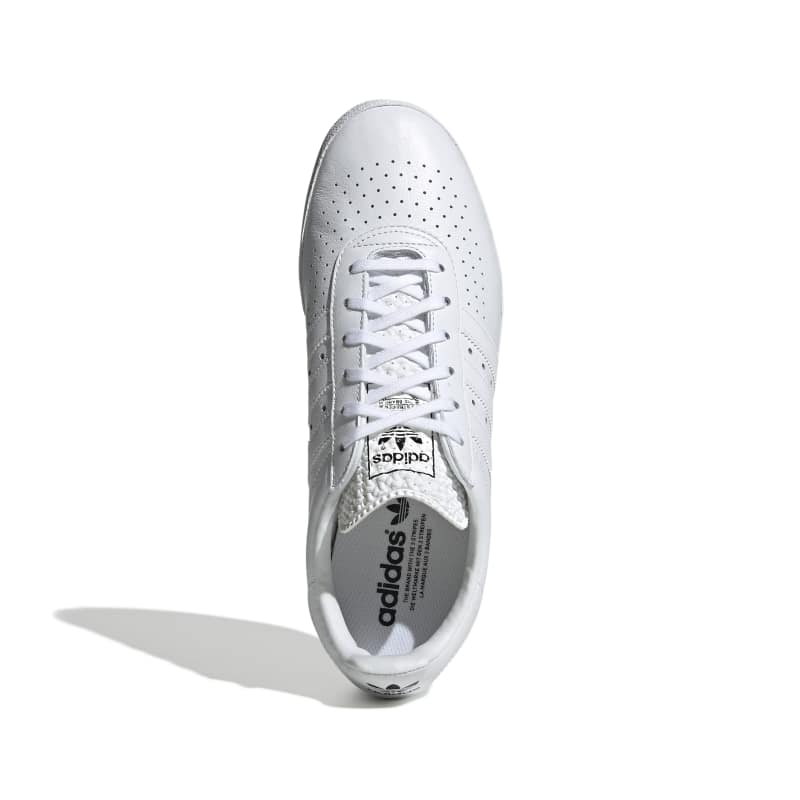 BB2781_3_FOOTWEAR_Photography_Top Portrait View_white