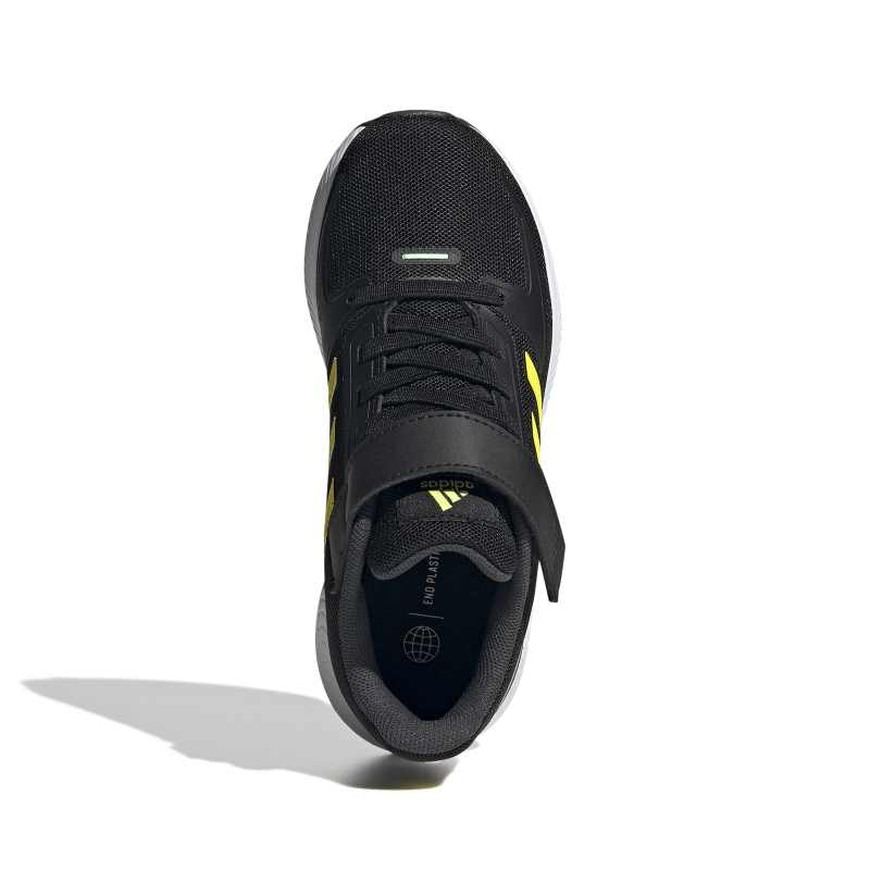 HR1394_3_FOOTWEAR_Photography_Top Portrait View_white