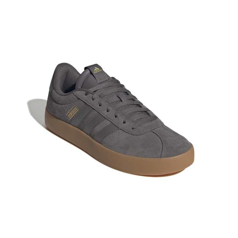 IH8910_6_FOOTWEAR_Photography_Front Lateral Top View_white