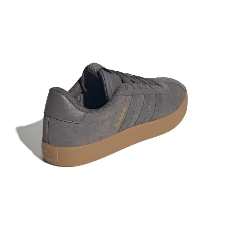 IH8910_7_FOOTWEAR_Photography_Back Lateral Top View_white